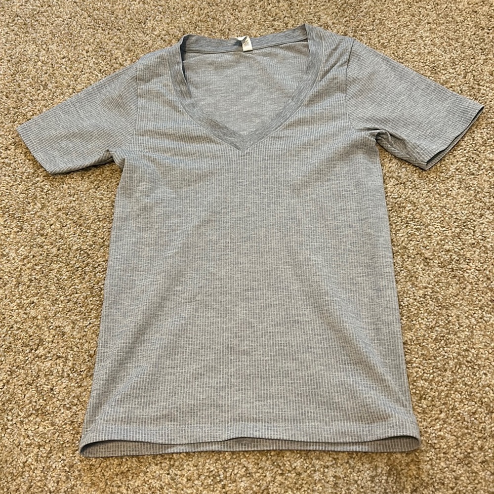 Grey T-shirt Athleta